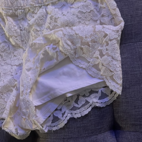 Lace Shorts - Picture 4 of 5
